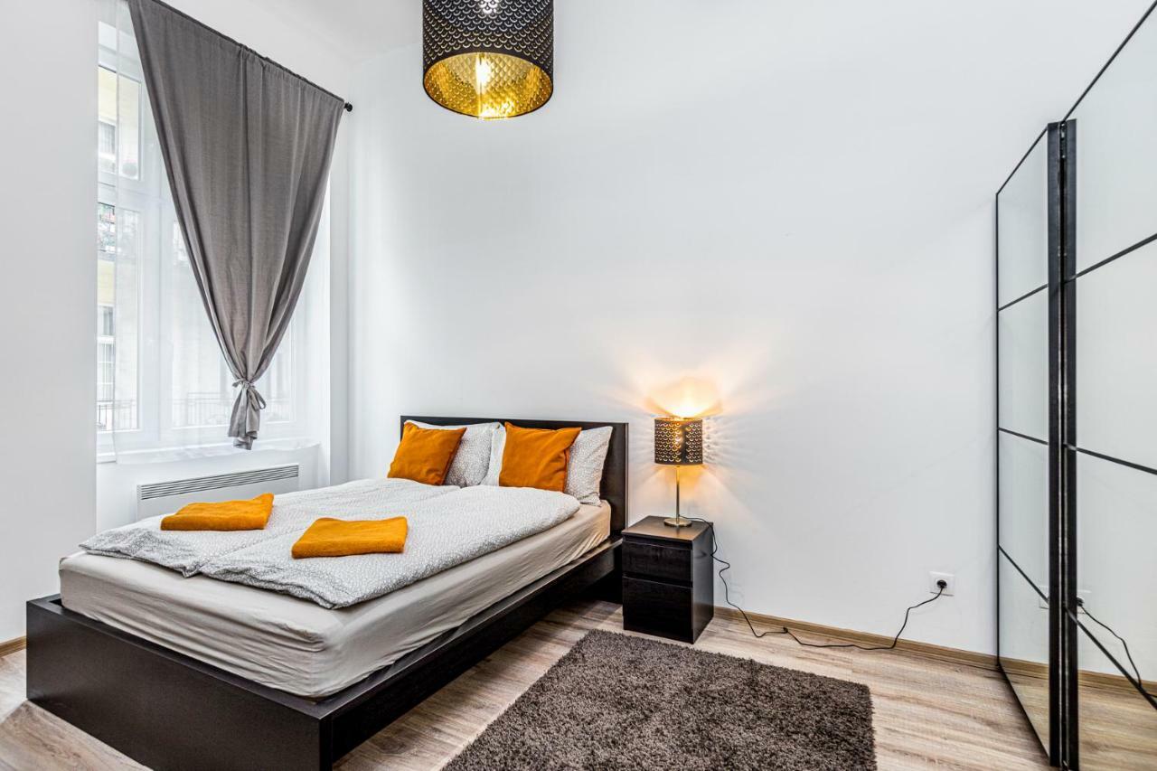 Precious Spot Lejlighed Budapest Eksteriør billede